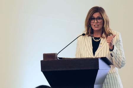 Erstmals gehört mit Hind Kabawat auch eine Frau der neuen Regierung in Syrien an. 