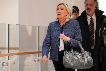 Für Le Pen ist der Schuldspruch ein Desaster.