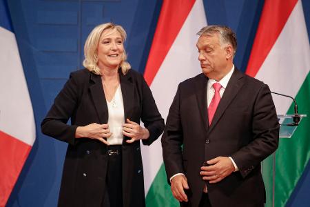Reaktionen von Le Pens europäischen Verbündeten wie Ungarns Ministerpräsident Victor Orban folgten prompt. (Archivbild) 