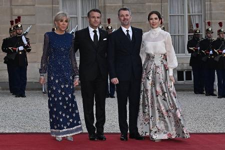 Brigitte Macron und Königin Mary glänzen beim Staatsbankett in Paris Brigitte Macron und Königin Mary glänzen beim Staatsbankett in Paris