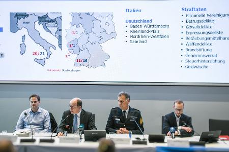 Die Ermittler waren in Baden-Württemberg, Nordrhein-Westfalen, Rheinland-Pfalz, im Saarland sowie in Italien im Einsatz.