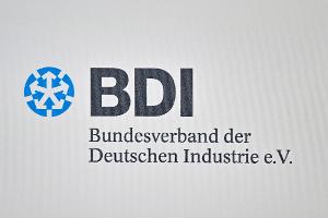 Wirtschaftsverbände warnen vor weiterem Abstieg Deutschlands. (Symbolbild)
