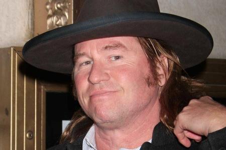 Hollywood-Kollegen verabschieden sich von Val Kilmer Hollywood-Kollegen verabschieden sich von Val Kilmer