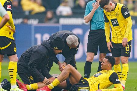 Nach Knieverletzung: Dortmunds Nmecha wieder im Training Nach Knieverletzung: Dortmunds Nmecha wieder im Training