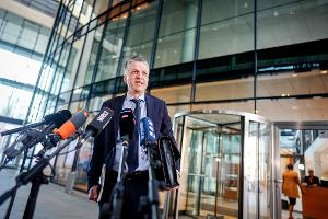 Auch der Parlamentarische Geschäftsführer der Unionsfraktion, Thorsten Frei, könnte in die Regierung wechseln. Er ist unter anderem als Kanzleramtschef im Gespräch. Aber auch ein Ministeramt oder der Vorsitz der Unionsfraktion werden ihm zugetraut.