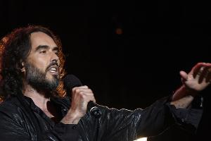 Wegen angeblicher Vergewaltigung: Russell Brand muss vor Gericht