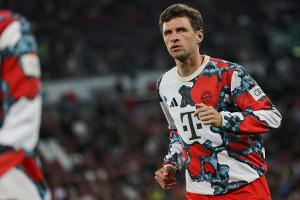 Eberl: Bayern diskutieren bei Müller "alle Szenarien"