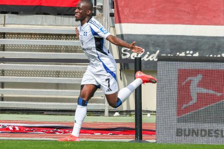 Doppelpack Dompé: HSV auf Aufstiegskurs Doppelpack Dompé: HSV auf Aufstiegskurs