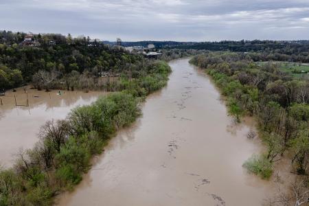 In manchen Unwettergebieten versanken ganze Landstriche im Wasser.