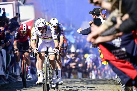109. Flandern-Rundfahrt: Pogacar besiegt van der Poel 109. Flandern-Rundfahrt: Pogacar besiegt van der Poel