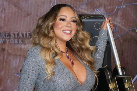 Mitten im Livestream: Mariah Carey wird von ihrem Sohn verscheucht Mitten im Livestream: Mariah Carey wird von ihrem Sohn verscheucht