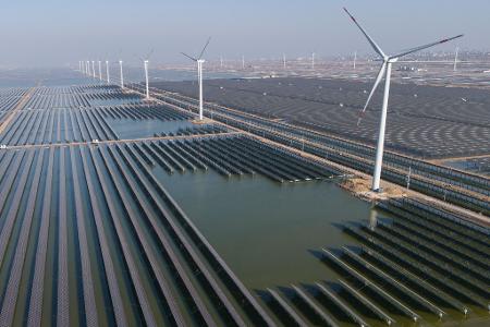 Solar ist die am schnellsten wachsende Energiequelle. Solar ist die am schnellsten wachsende Energiequelle.