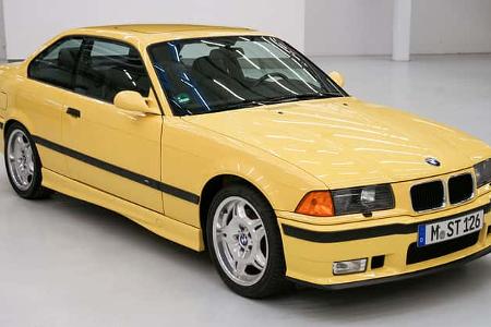 BMW M3 E36 Coupé (1993) Dakargelb von vorn Studio