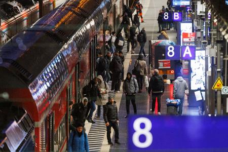 Das Deutschlandticket soll auch künftig erhalten bleiben. (Archivbild) Das Deutschlandticket soll auch künftig erhalten bleiben. (Archivbild)