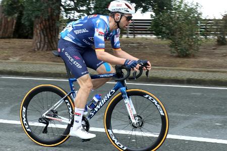 Schachmann im Sprint geschlagen - und weiter in Gelb Schachmann im Sprint geschlagen - und weiter in Gelb