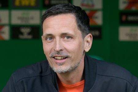 Toppmöller adelt Santos: Toppmöller adelt Santos: