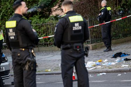An der nahe gelegenen Schloßstraße schoss die Polizei auf den mutmaßlichen Angreifer.