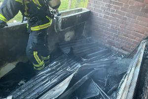 Feuer auf Balkon eines Mehrfamilienhauses in Dortmund-Brünninghausen