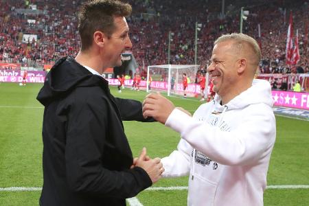 Klose erobert den Betzenberg - Sieg mit dem FCN Klose erobert den Betzenberg - Sieg mit dem FCN