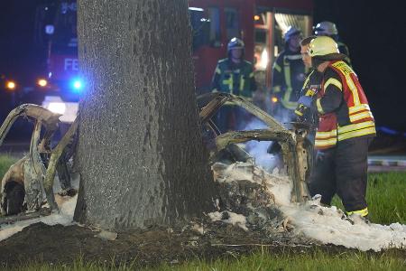 Die beiden waren mit dem Sportwagen des Vaters unterwegs.