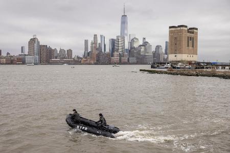 Helikopter gehören zum New Yorker Stadtbild, etwa 30.000 Flüge gibt es dort laut Branchenangaben pro Jahr. 