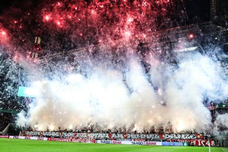 Pyrotechnik: 1. FC Köln muss hohe Geldstrafe zahlen Pyrotechnik: 1. FC Köln muss hohe Geldstrafe zahlen