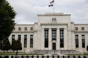 US-Notenbanker Waller sieht gravierende Folgen der Zollpolitik für die US-Wirtschaft