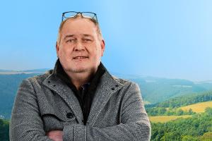 "Bares für Rares"-Star spricht über Morddrohungen: "Ich bin 1,92 Meter groß, ich kann mich wehren"