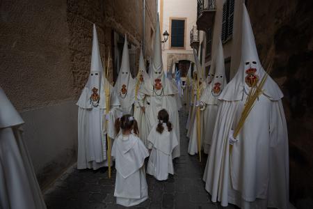 Auch kleine Kinder machen mit. (Foto aktuell)