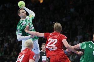 Big Point im Titelkampf: Füchse dominieren gegen Hannover