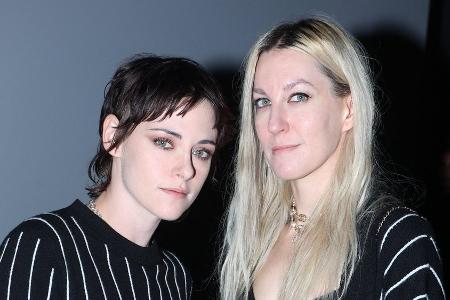 Kristen Stewart hat wohl heimlich Dylan Meyer geheiratet Kristen Stewart hat wohl heimlich Dylan Meyer geheiratet