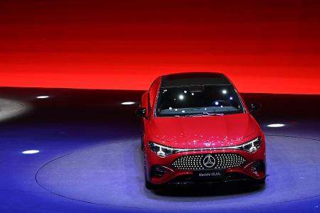 Der Mercedes CLA gilt auch in Deutschland als Hoffnungsträger, um die Verkäufe anzukurbeln. Der Mercedes CLA gilt auch in Deutschland als Hoffnungsträger, um die Verkäufe anzukurbeln.
