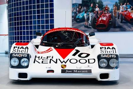 Porsche Kremer 962C (1988) Le-Mans-Rennwagen mit Straßenzulassung