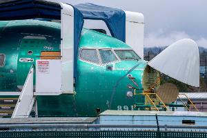 Boeing fasst in Dauerkrise Tritt - Zölle bedrohen Geschäft