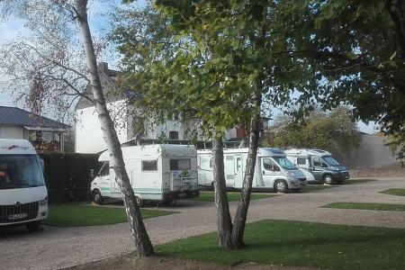 Campingplatz am Weingut Sonnenberg Campingplatz am Weingut Sonnenberg