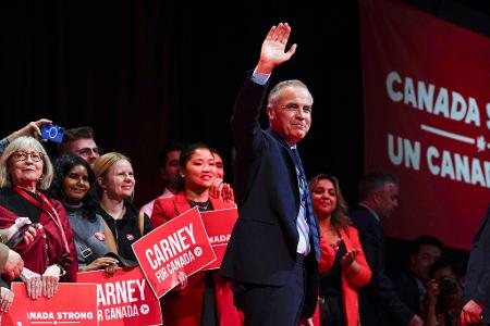 Der Wahlsieger Carney muss sich Trumps aggressiver Politik widersetzen. Der Wahlsieger Carney muss sich Trumps aggressiver Politik widersetzen.