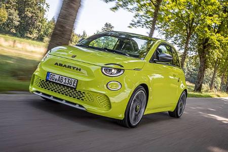 Abarth 500e und Abarth 500e Turismo Abarth 500e und Abarth 500e Turismo