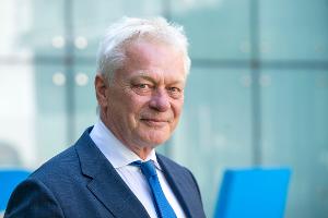 Der designierte Agrarminister Alois Rainer ist gegen eine Erhöhung der Mehrwertsteuer auf Fleisch. (Archivbild)