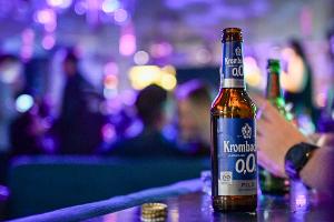 Alkoholfreies Bier liegt ohnehin im Trend, Partys ohne Alkohol passen dazu. (Symbolbild)