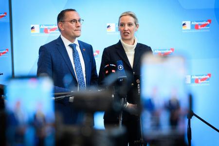 Alice Weidel und Tino Chrupalla stehen gemeinsam an der Spitze von Partei und Fraktion. (Archivfoto) Alice Weidel und Tino Chrupalla stehen gemeinsam an der Spitze von Partei und Fraktion. (Archivfoto)