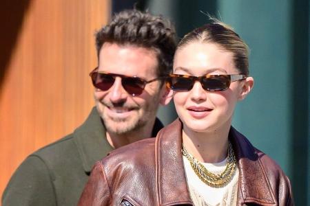 Gigi Hadid macht Beziehung zu Bradley Cooper auf Instagram offiziell Gigi Hadid macht Beziehung zu Bradley Cooper auf Instagram offiziell