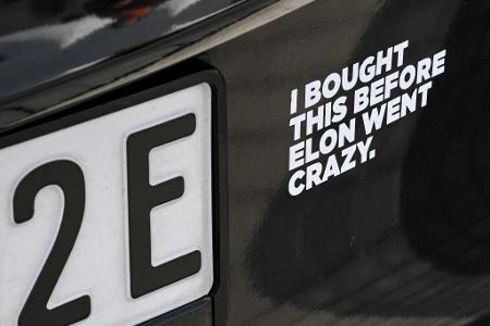 Viele Menschen boykottieren die E-Autos von Tech-Milliardär Elon Musk. (Archivbild)