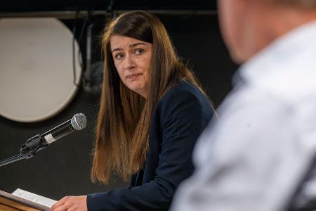 Anwältin Jella von Wiarda fordert Aufklärung.