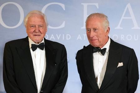 König Charles und Sir David Attenborough feiern Ozean-Doku-Premiere König Charles und Sir David Attenborough feiern Ozean-Doku-Premiere