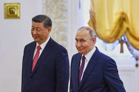 Zufriedene Gesichter bei Xi und Putin.