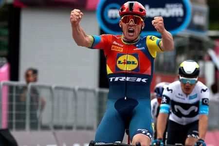 Ex-Weltmeister Pedersen gewinnt Giro-Auftakt im Sprint Ex-Weltmeister Pedersen gewinnt Giro-Auftakt im Sprint