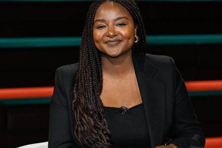 Aminata Touré: Grünen-Ministerin teilt erstes Babyfoto Aminata Touré: Grünen-Ministerin teilt erstes Babyfoto