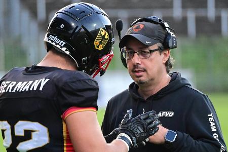 Vier Tage vor ELF-Auftakt: Sea Devils tauschen Trainer aus Vier Tage vor ELF-Auftakt: Sea Devils tauschen Trainer aus