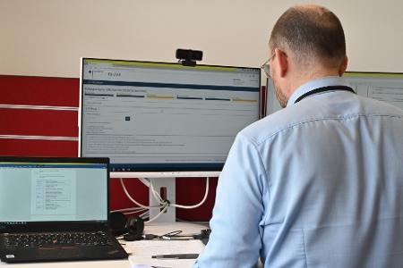 Das Bundesamt für Auswärtige Angelegenheiten sollte aus Sicht des Sachverständigenrats künftig eine zentrale Rolle bei der Fachkräfteeinwanderung spielen. (Archivfoto)