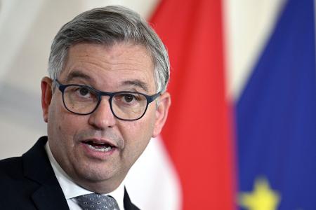 EU-Innenkommissar Brunner sieht die EU beim Schutz der Außengrenzen auf gutem Weg. (Archivbild)